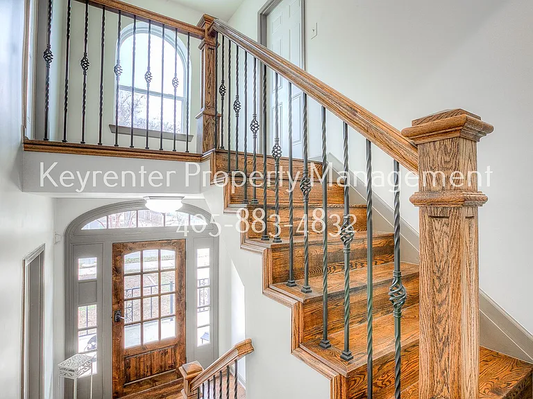 1308 NW 16th St — Photo 11