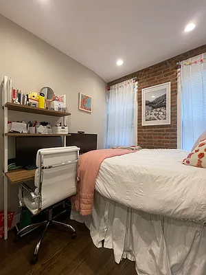 Rented by Douglas Elliman | media 21