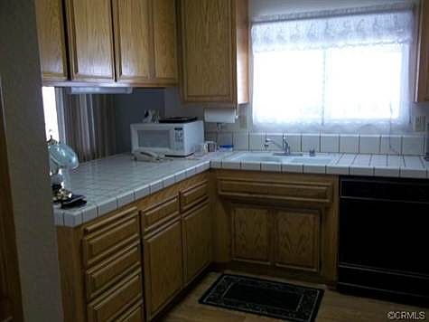 5th image of 1053 Encanto Dr