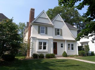 1021 Cherry St, Inverness, IL 60093