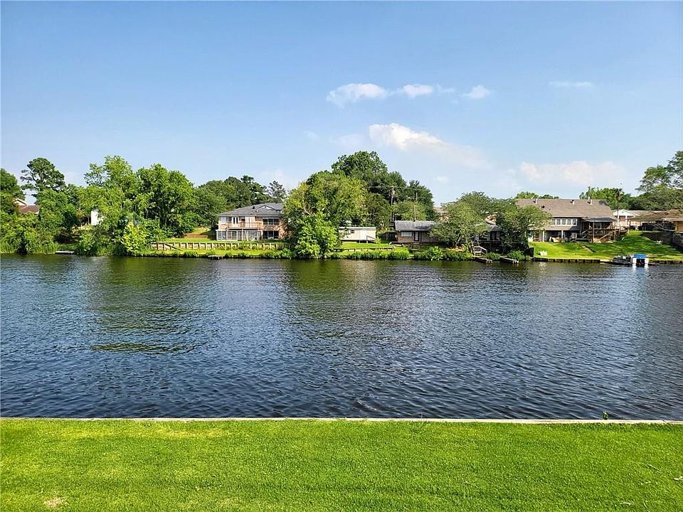 1st image of 841 Parkway Dr
