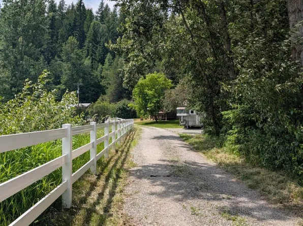 237 Cottonwood Rd, Bonners Ferry, ID 83805