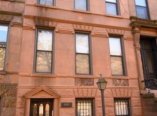 666 10th St, Brooklyn, NY 11215