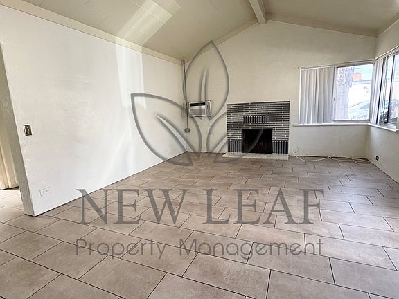 5th image of 457 E Puente St