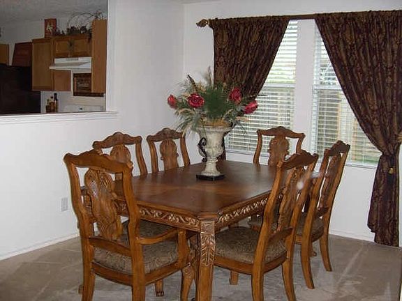5th image of 1516 Fieldstone Dr
