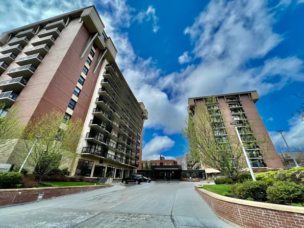 60 Longwood Ave APT 306, Brookline, MA 02446