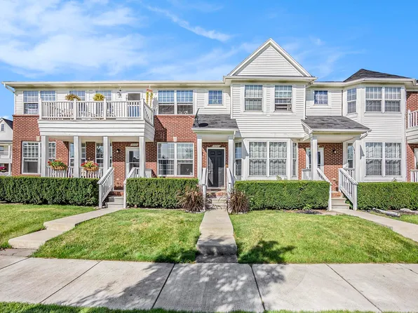 53733 Traditional Dr, Chesterfield, MI 48051