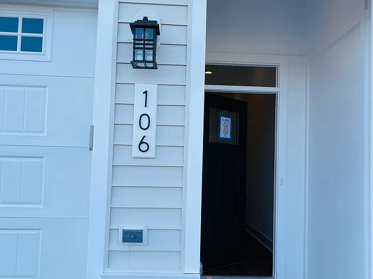 106 Choke Cherry Ct — Photo 3
