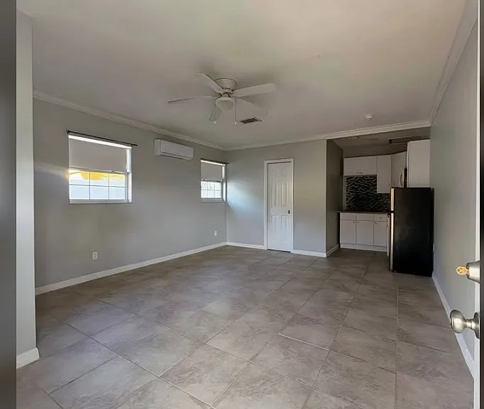104 W Brentridge Dr #2 — Photo 2