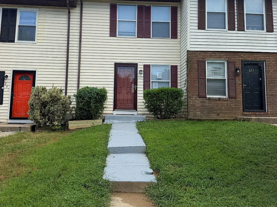 639 Glynock Pl