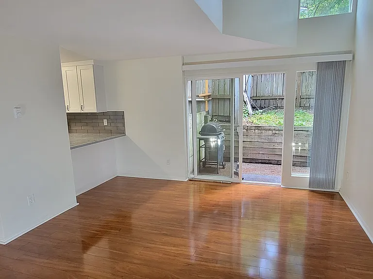 12613 SE 42nd St #613 — Photo 16