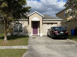 1024 Lake Shore Ranch Dr, Seffner, FL 33584