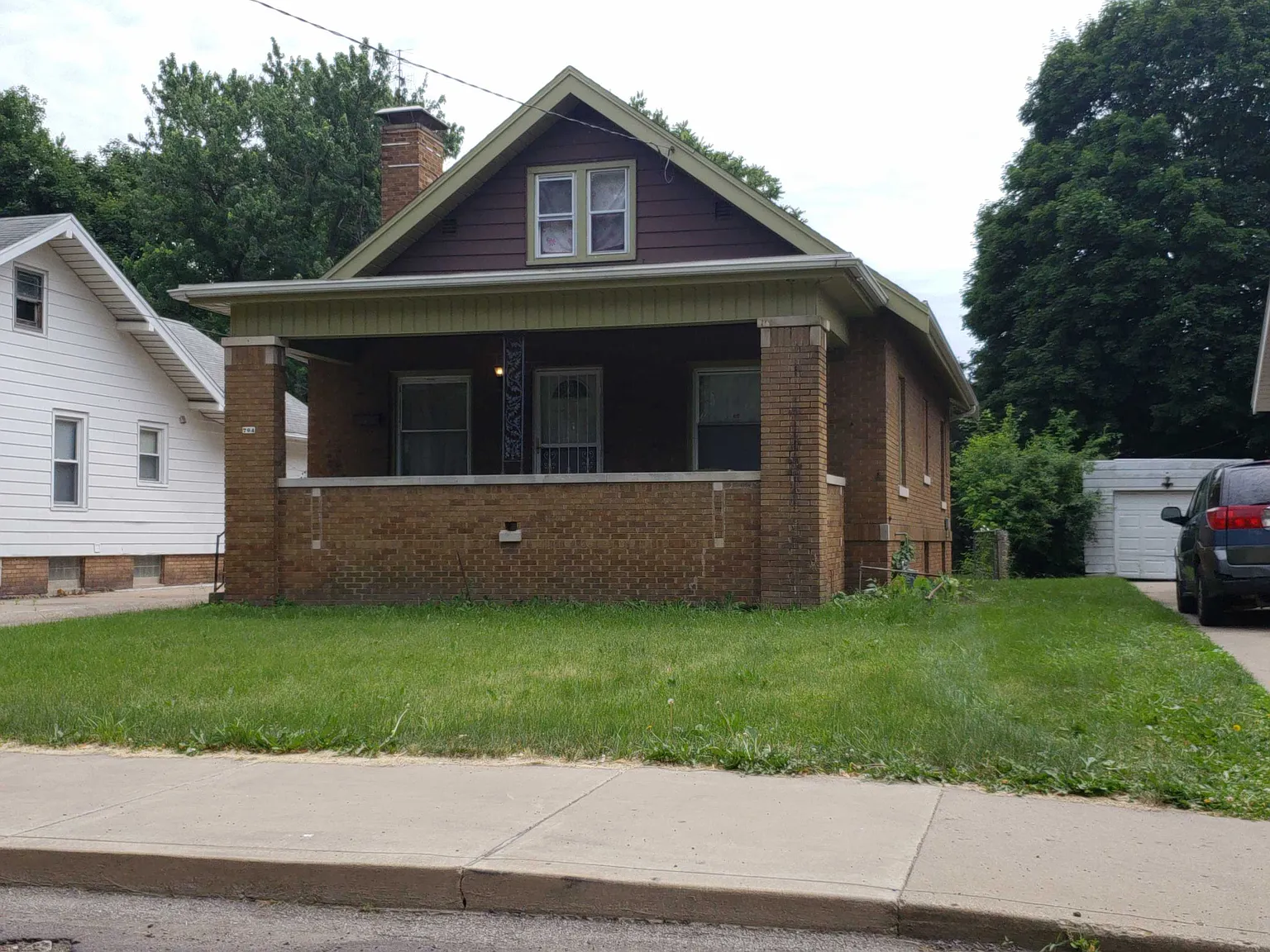 704 E Nebraska Ave photo 1