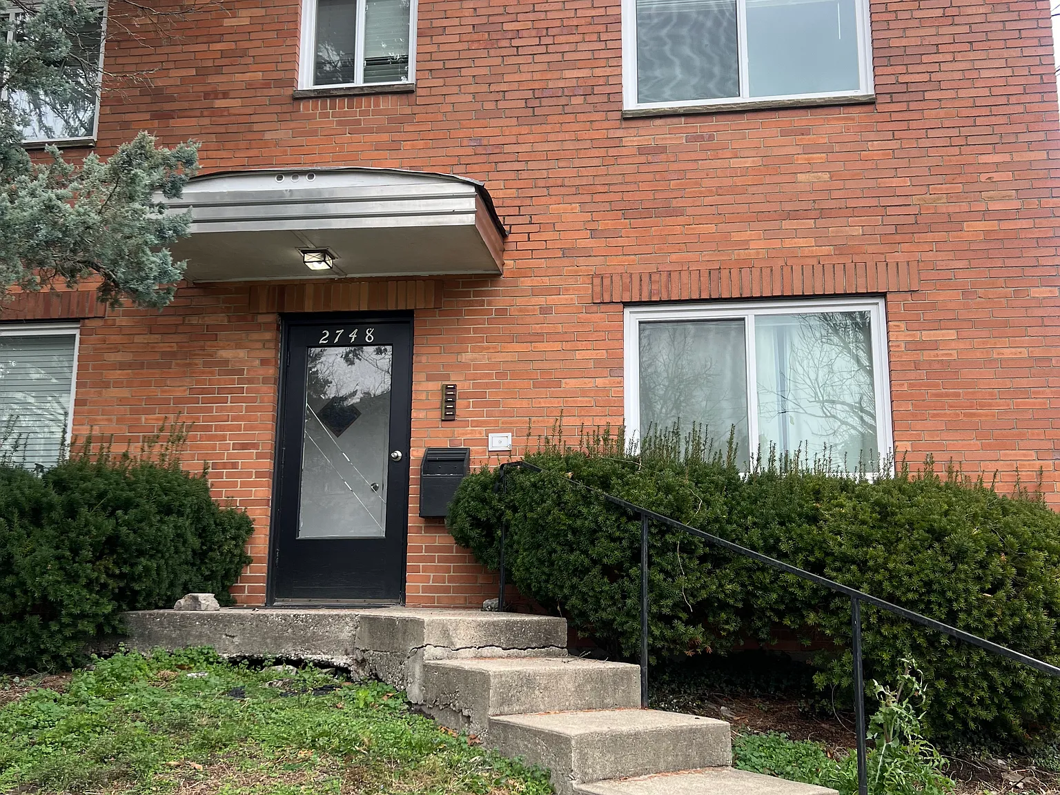 1 bed, 700 sqft, $1,100 — Photo 1