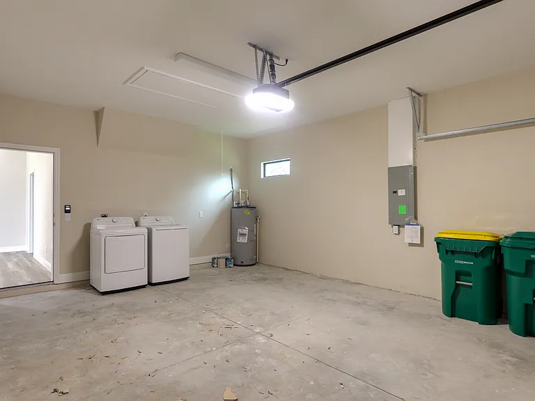 7076 Quarry St — Photo 9