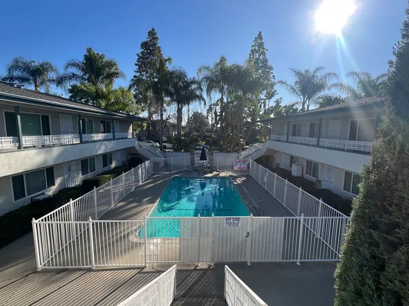 733 Spruce Ave, Upland, CA 91786