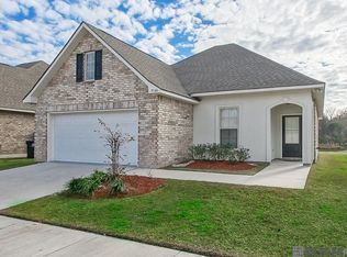 7126 Kenilworth Crossing Ave, Baton Rouge, LA 70820