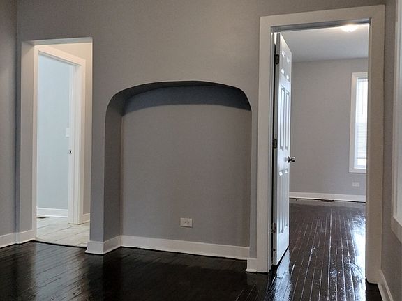 3rd image of 6603 S Bishop St Unit 1