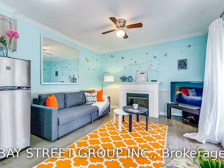 65 Gloucester St #2 — Photo 5