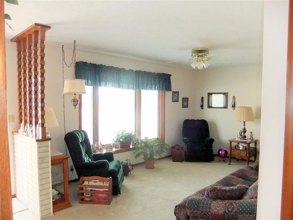 2001 Garfield St Beatrice NE 68310 Zillow