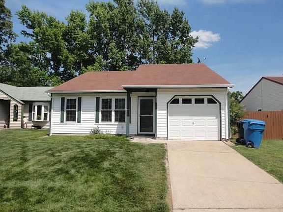 2nd image of 1508 Oak Knoll Ln