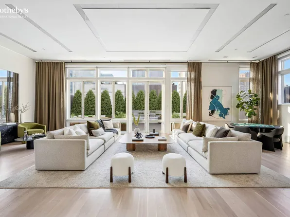 45 Walker Street image 2 of 24