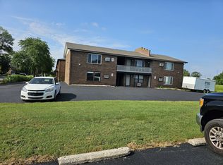 971 Belle Valley Dr APT D, Belleville, IL 62220