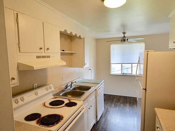 3rd image of 1160 S Allison St APT 7