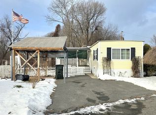 229 Miller St #E-6, Ludlow, MA 01056