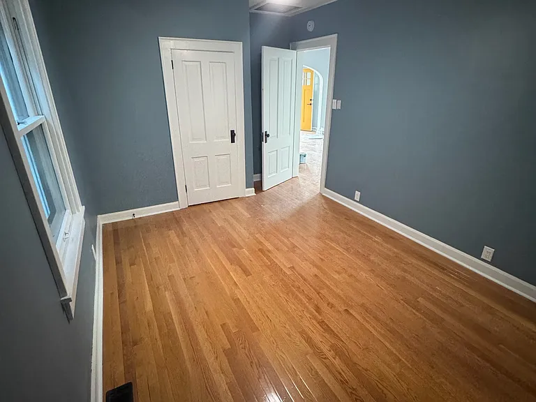 Bedroom #1 (master)