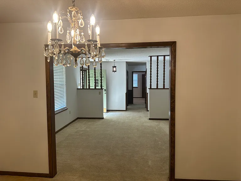 608 S Baridon St — Photo 11