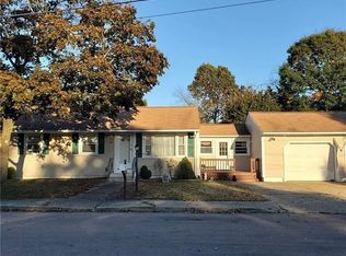 24 Carlton Pl, West Warwick, RI 02893