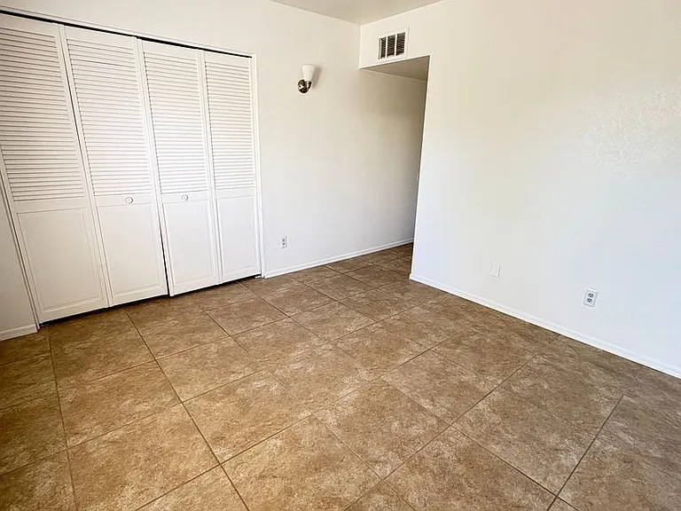 8838 E Arbor St — Photo 13