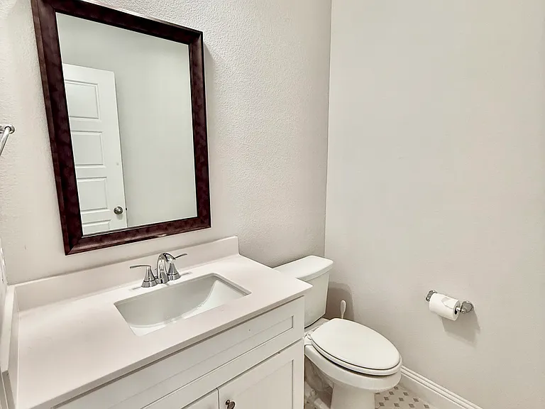 2807 Tower Rd — Photo 14