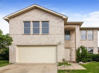 207 Idlewyld Dr, Mesquite, TX 75149