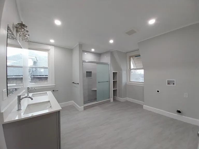 295-297 Beech St #3 — Photo 7