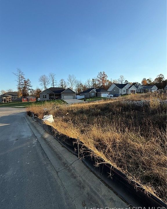 2nd image of 902 Audubon Court