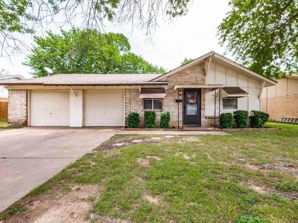 1030 Joslin St, Irving, TX 75060
