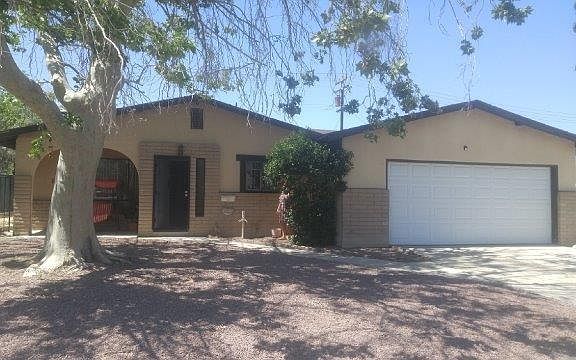 2nd image of 15594 La Paz Dr