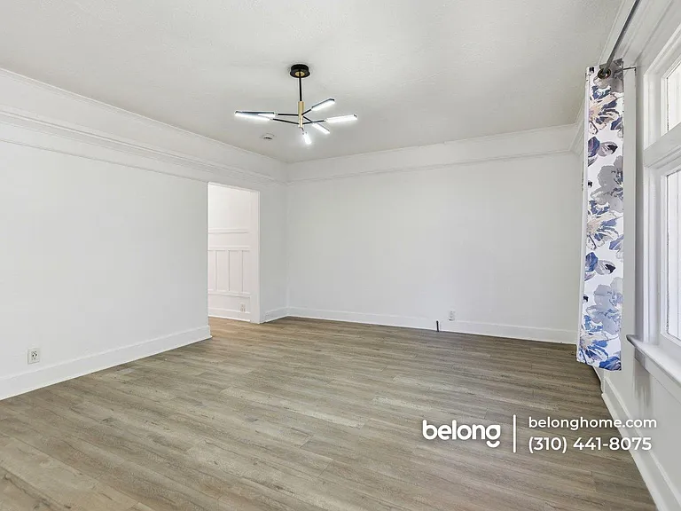 1478 W Vernon Ave #1 — Photo 5