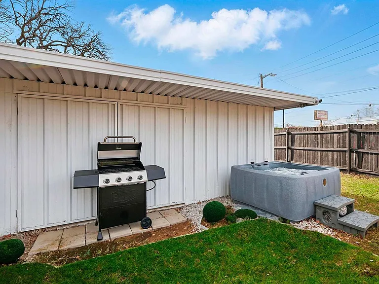 2336 Minnie St #ID1514807P — Photo 16