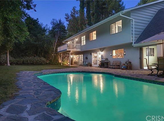 5th image of 4885 Queen Florence Ln