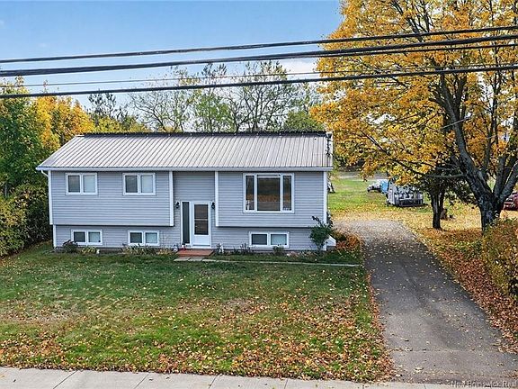 2nd image of 671 Main St