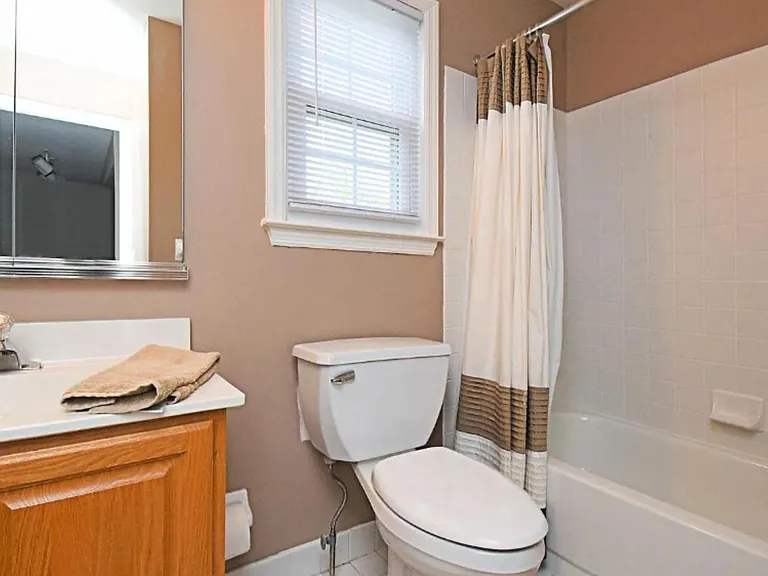 235 Pinecrest Ln — Photo 36