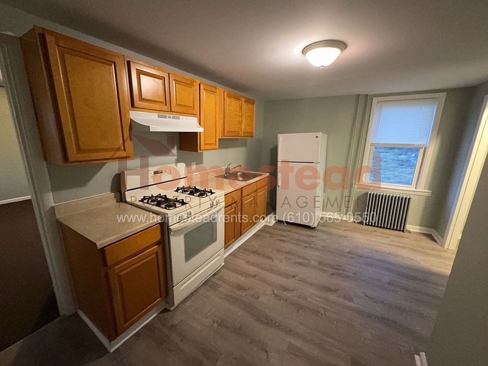 1st image of 640 Sharon Ave Floor 1