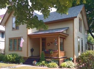 506 E Ludington Ave, Ludington, MI 49431
