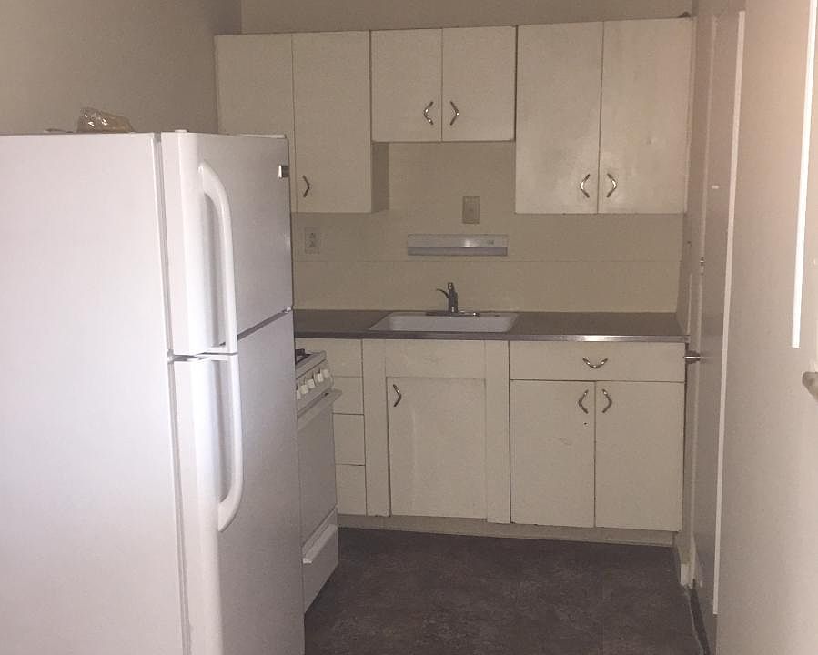 1st image of 474 E Norwich Ave #1/2-A