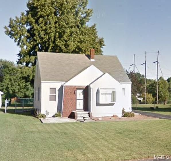 1st image of 340 Westerholdt St