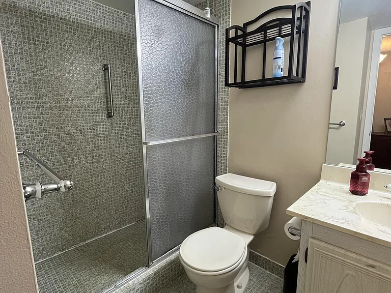 23 Abbey Ln #208 — Photo 8