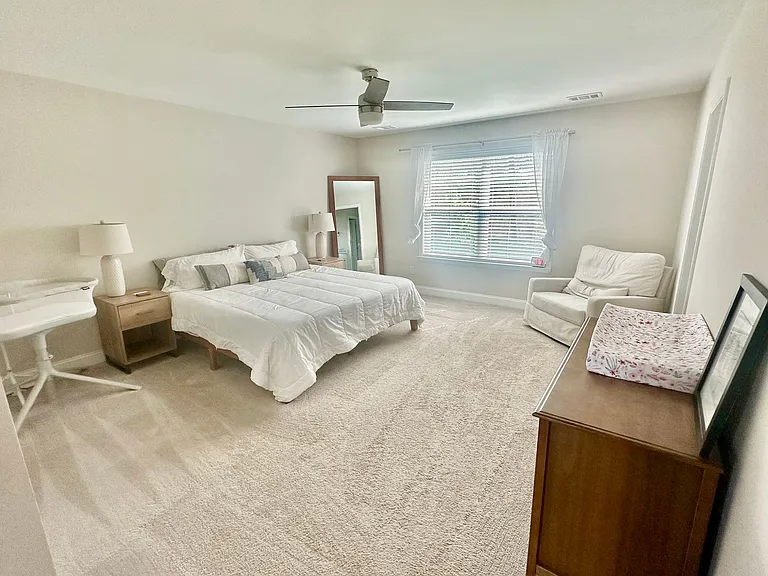115 Canter Ct — Photo 10